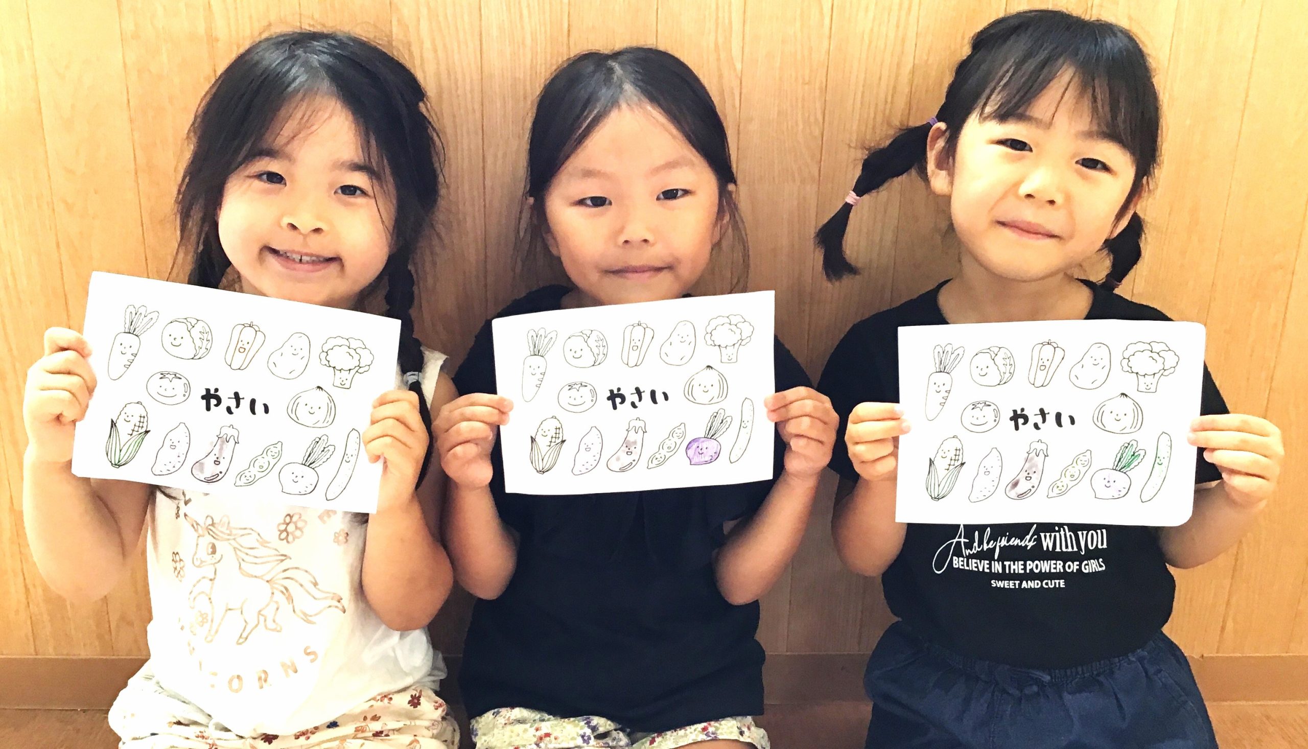 絵の具３人.jpg