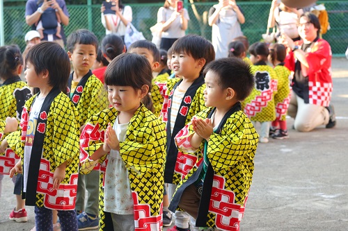 ２歳　盆踊り.JPG