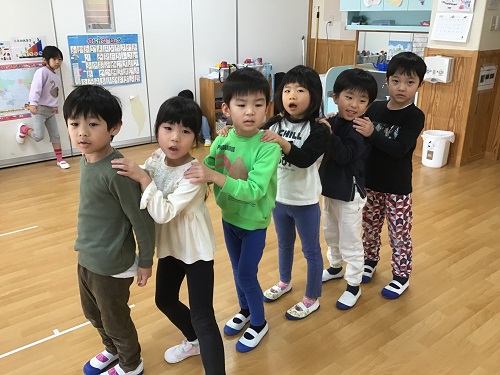 つき.JPG