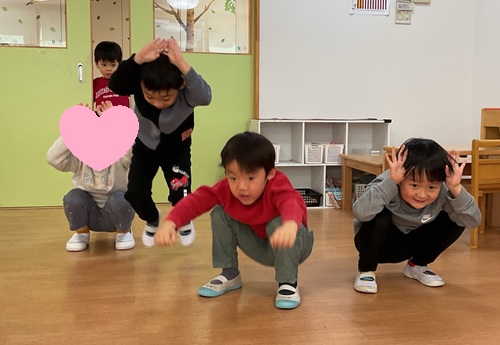 【園ブログ】4歳1月_体操2.jpg