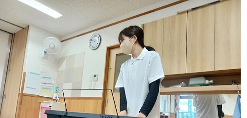 新しい先生.jpg