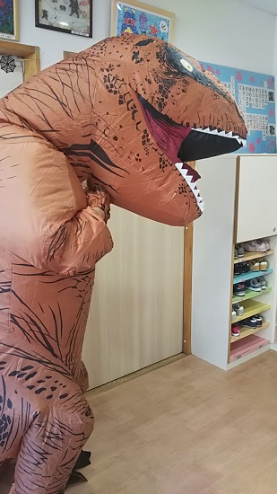 恐竜.JPG