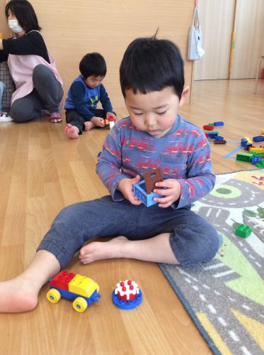 そら組 室内遊び アスク新宿南町保育園 株式会社日本保育サービス そら組 室内遊び アスク新宿南町保育園 株式会社日本保育サービス