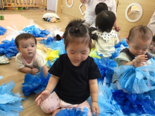 こすもす　感触遊び２.JPG