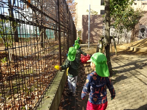 にじ組 2組 1月1週目 港区立たかはま保育園 株式会社日本保育サービス にじ組 2組 1月1週目 港区立たかはま保育園 株式会社日本保育サービス