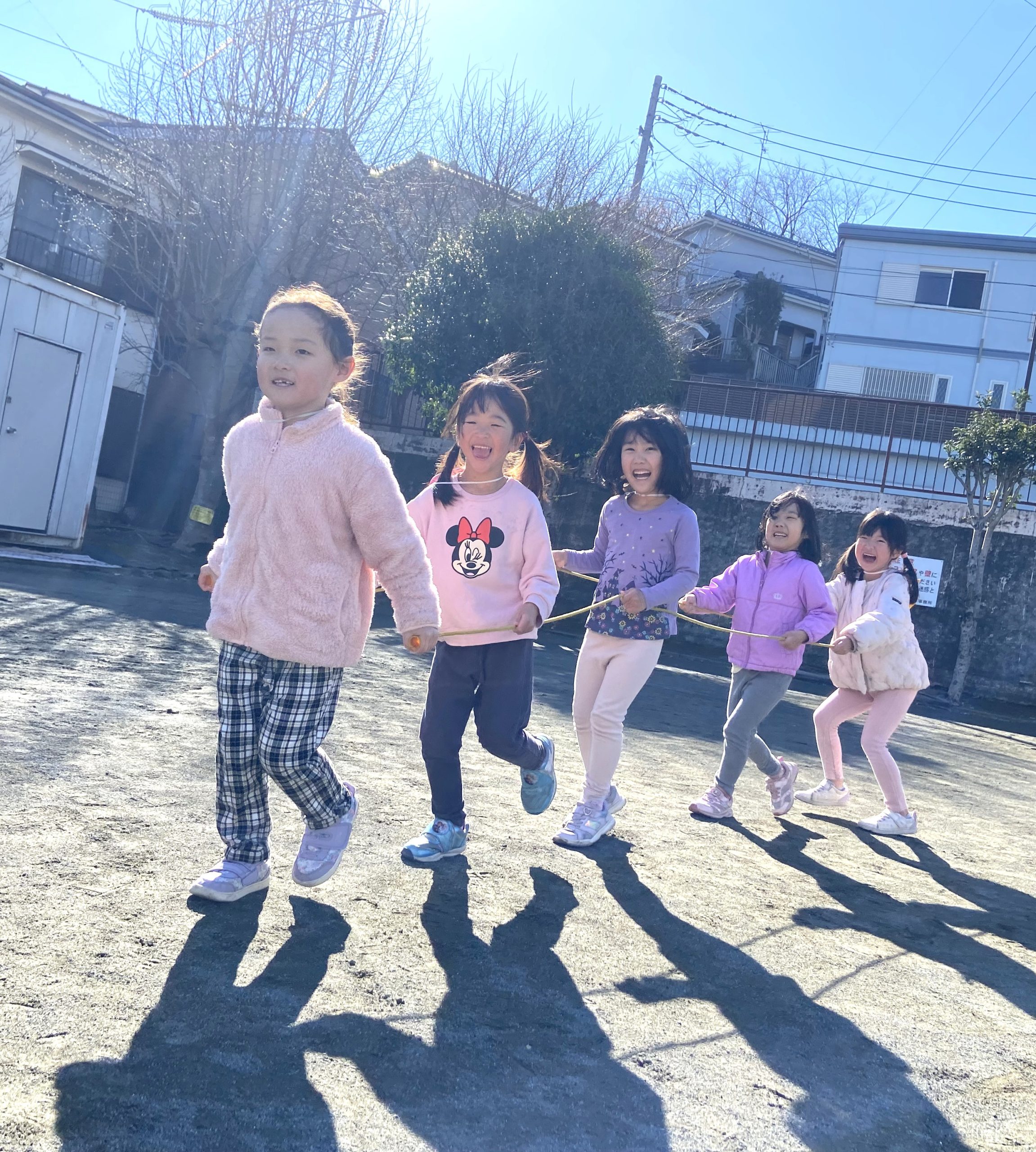らいおん戸外遊び.JPG