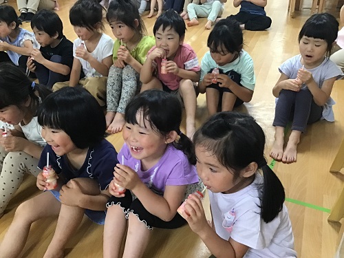 ヤクルトのプレゼント！.JPG
