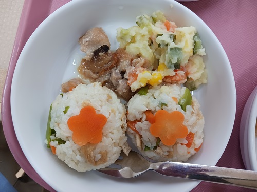 ブログ②　ひな祭り.jpg