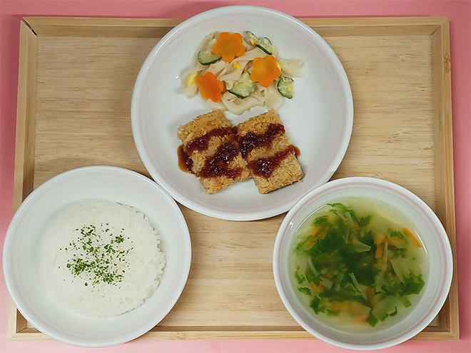 給食